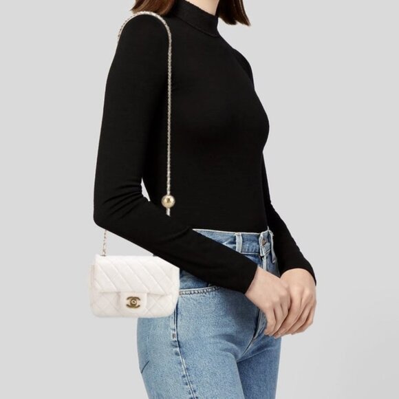 Chanel Classic Lambskin Quilted CC Pearl Crush Mini Flap White Bag - Picture 5 of 11